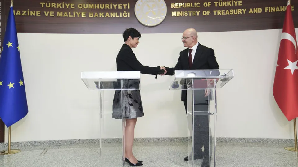 AYB'den Türk bankalarına 200 milyon euroluk kredi