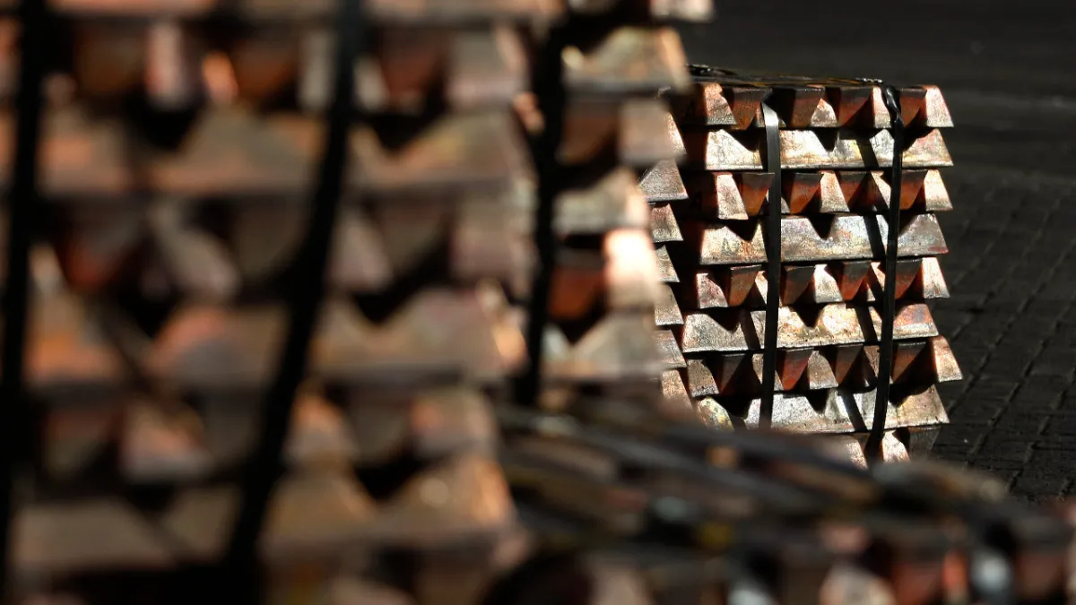 Bakır fiyatları zayıf dolar ve tepki alımlarıyla yükseldi