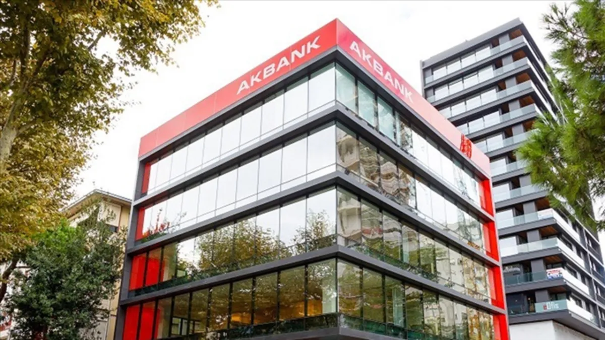 Akbank’tan 4,4 milyar liralık ihraç