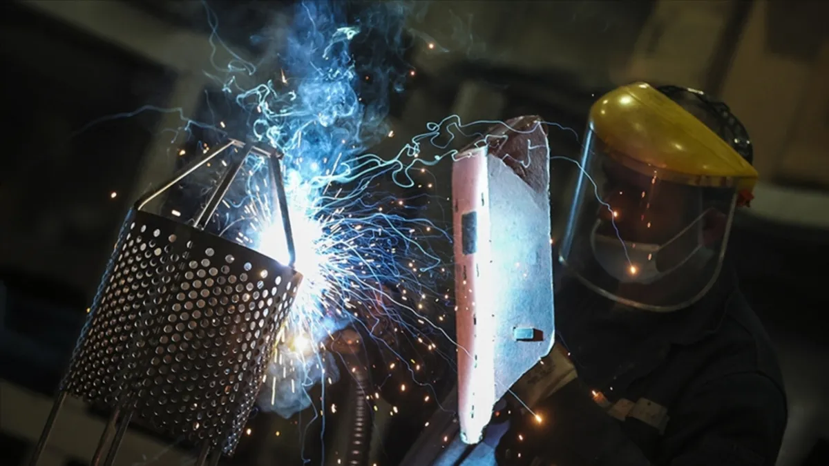 ABD'de sanayi üretimi geçen ay beklentileri aştı