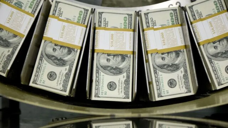 Döviz mevduatlarında düşüş devam etti