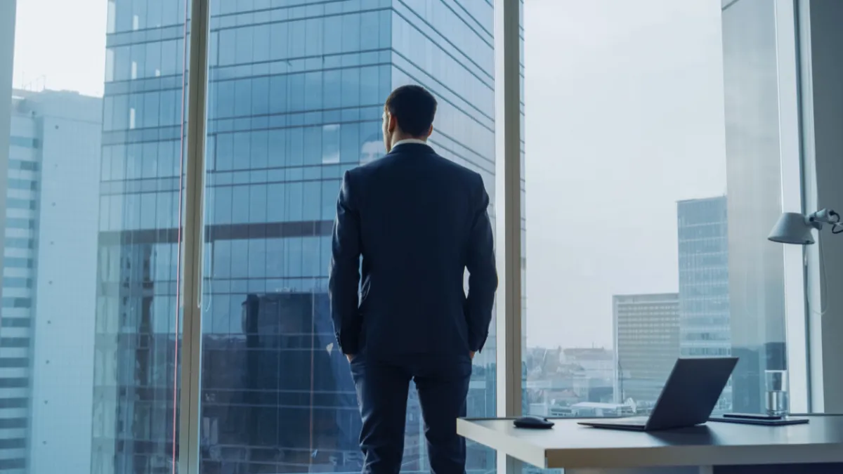 PwC’den CEO anketi: Yapay zekaya yatırım devam ediyor,...
