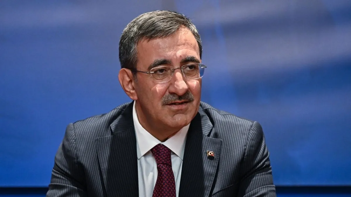 Yılmaz: 400 milyar dolar ihracat hedefliyoruz