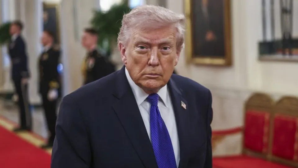 Trump: Yakında Küba da düşecek