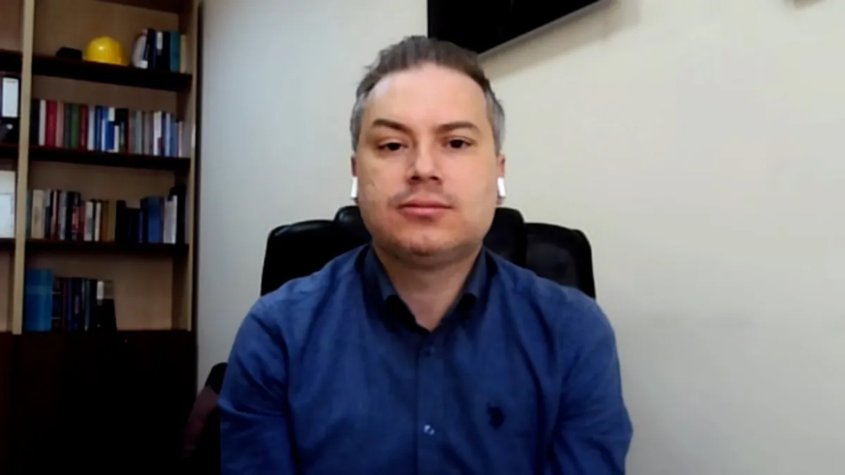 Okan Güray Bülbül, kadın çalışanların hakları ve emeklilere odaklanıyor