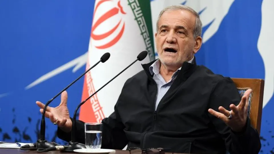 Pezeşkiyan'dan yeni açıklamalar: Düşman sözlerimi yanlış anladı