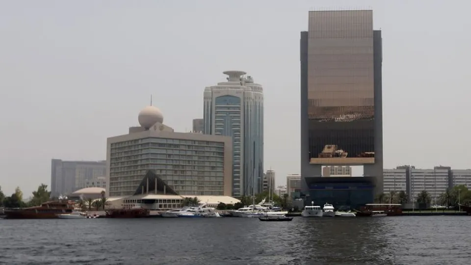 Wall Street bankaları, BAE'deki çalışanlarına taşınma seçeneği sunuyor