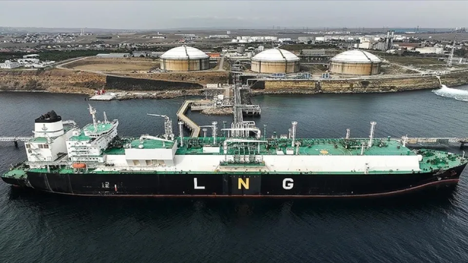 Asya ülkeleri acil LNG bulmakta zorlanıyor