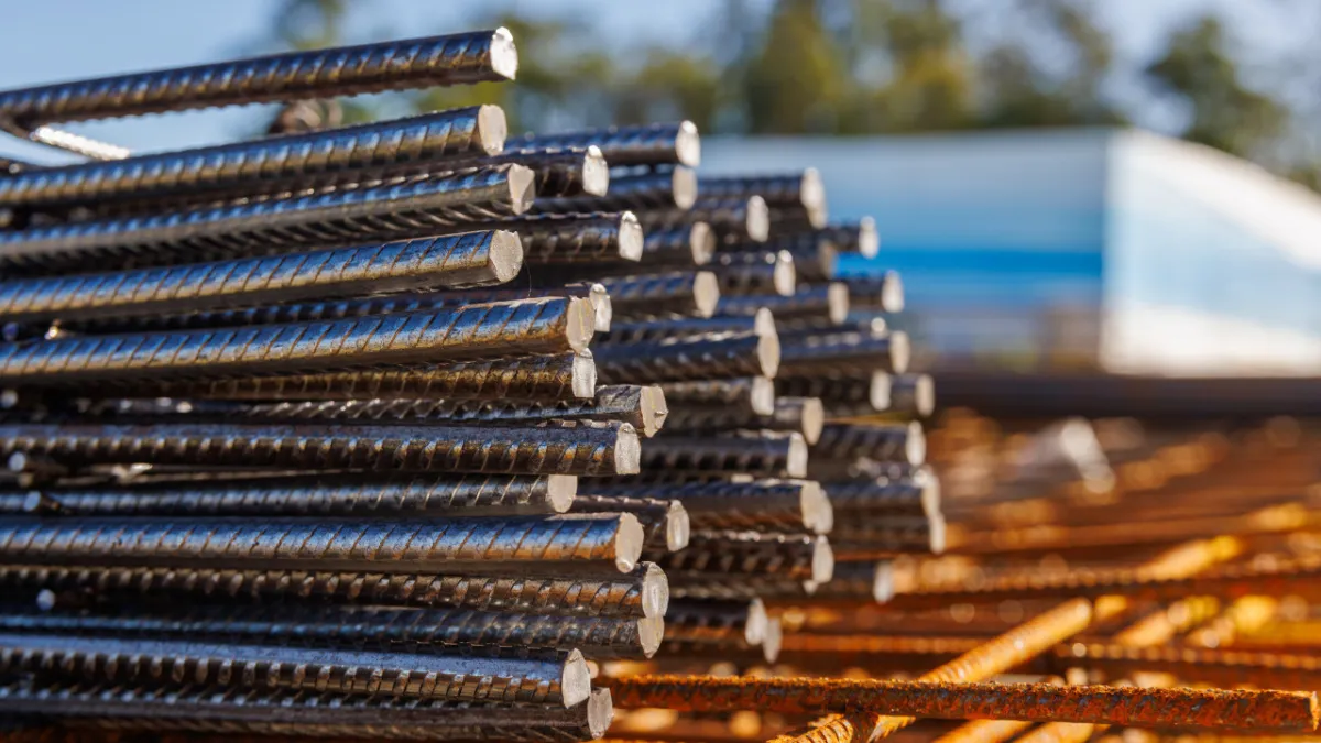 Fitch, metal fiyatları tahminlerini yukarı yönlü revize etti