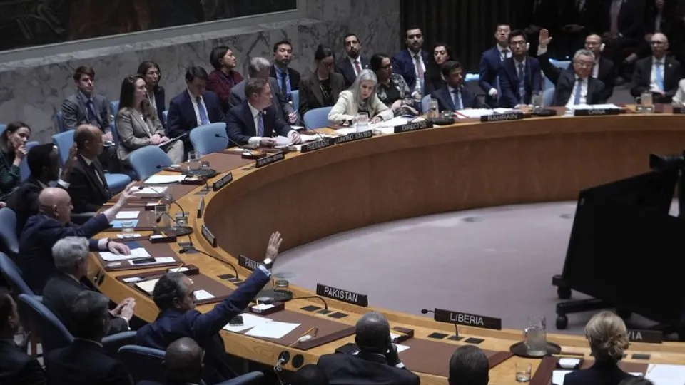 BMGK'da İran gerilimi: ABD, Rusya ve Çin karşı karşıya