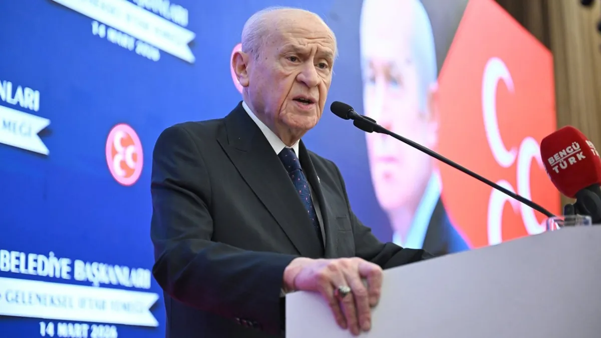 Bahçeli: İran’daki olası çözülme Türkiye için milli güvenlik meselesidir