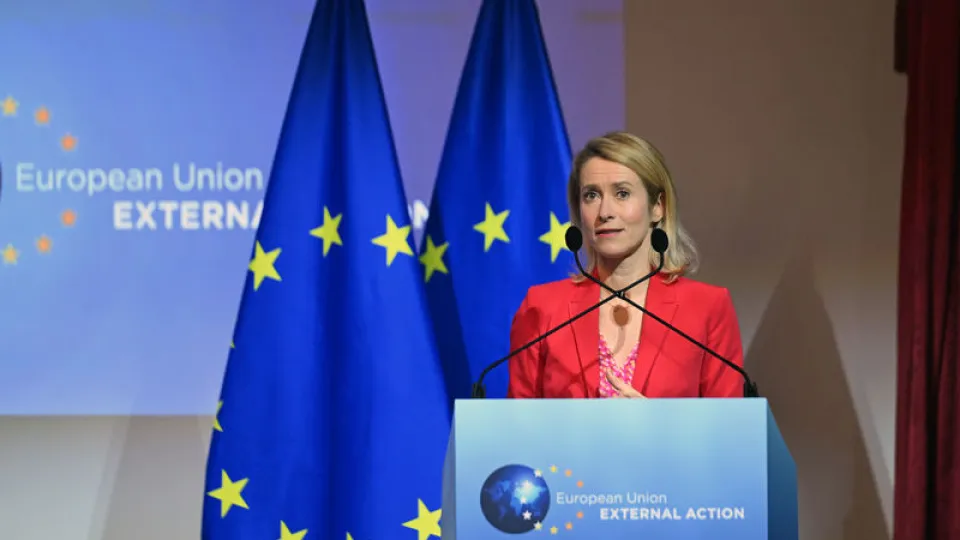 AB'den Rusya'ya karşı daha güçlü yaptırım çağrısı