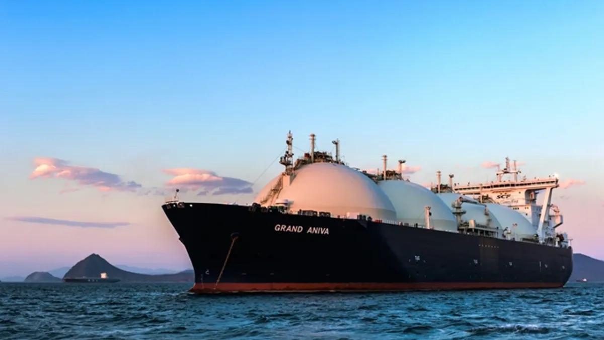 LNG piyasasında sert düşüş: Sevkiyatlar 6 ayın dibinde