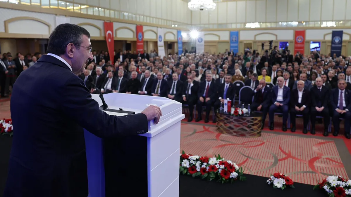 Cumhurbaşkanı Yardımcısı Yılmaz: Kamu personel sistemini daha ileriye taşıyacağız