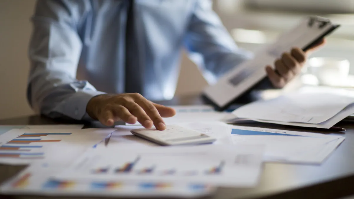 Savaşın gölgesinde yoğun gündem: Ekonominin nisan ajandasında neler var?