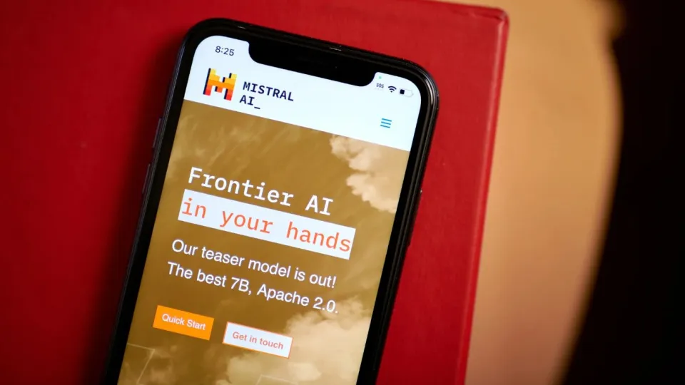 Mistral AI veri merkezi için 830 milyon dolar kredi aldı