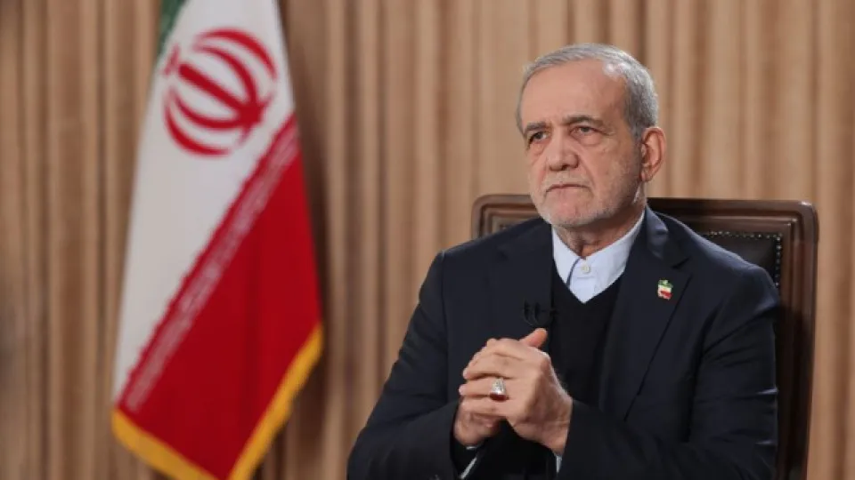 Pezeşkiyan: Güvenceler sağlanırsa savaşı bitirmek için gerekli irademiz var