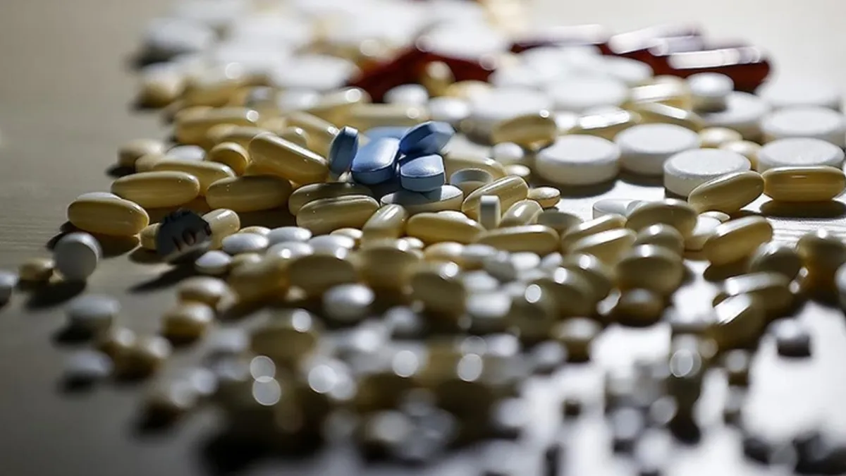 Trump'tan kritik imza: İthal ilaçlara yüzde 100 vergi