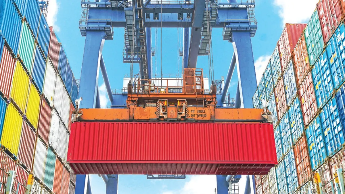 Hürmüz’deki kriz, navlunu artırdı Türkiye’ye talep yükseldi