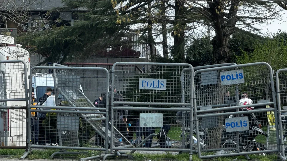 İsrail Başkonsolosluğu önünde silah sesleri