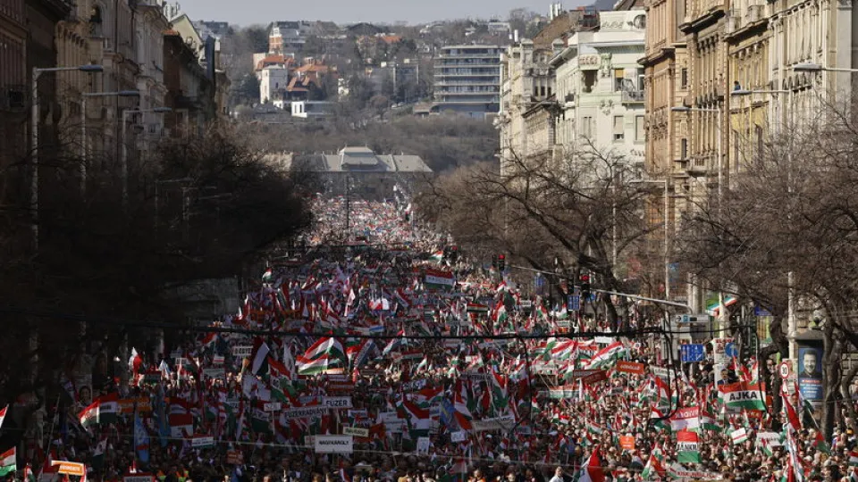 Macaristan piyasalarında seçim rallisi: Yatırımcılar "Orbán sonrası" dönemi fiyatlıyor