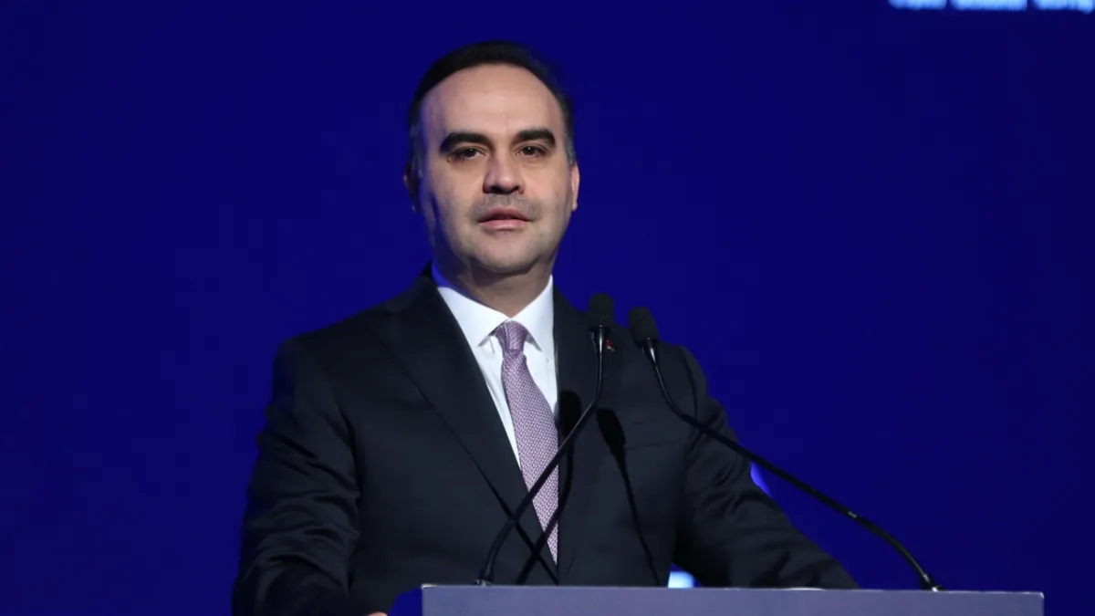 Kacır: Dünya değişirken, Türkiye küresel ticaretin merkez ülkelerinden biri oluyor