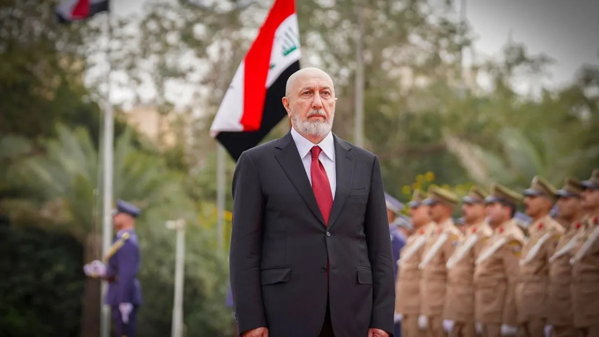 Irak’ın yeni Cumhurbaşkanı Amedi görevini resmen devraldı