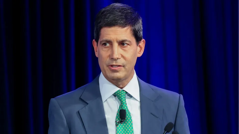 Demokratlardan Fed adayı Warsh için "süreci durdurun" talebi