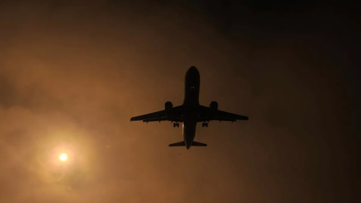 İran'da sivil uçuşlar kademeli şekilde yeniden başlatılacak