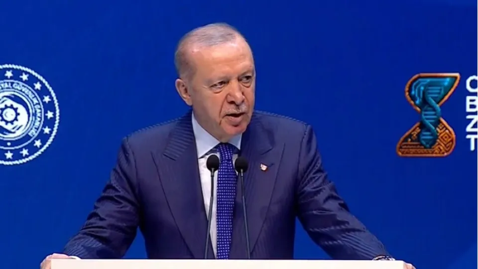 Erdoğan: İşgücü piyasalarımız yeni baskılara maruz kalıyor