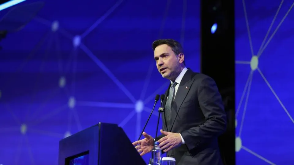 Bakan Bayraktar: Bu yıl lityum ve penta tesislerinin...