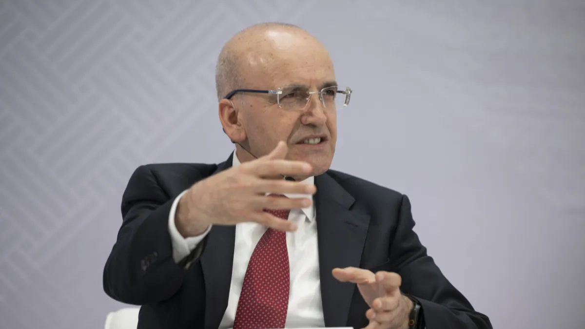 Bakan Şimşek'ten Mart ayı sanayi verisine ilişkin...