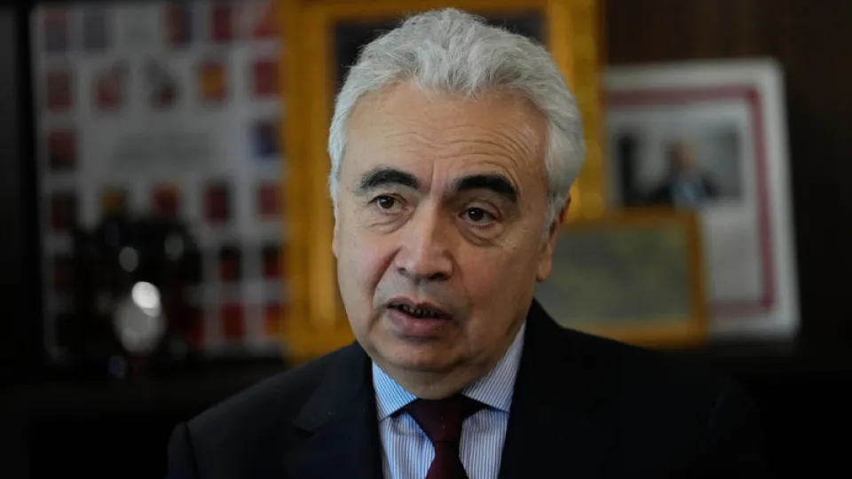 Fatih Birol'dan stok uyarısı: Çok hızlı eriyor haber görseli
