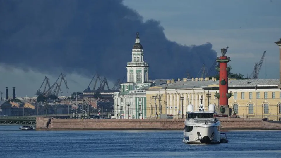 Ukrayna'dan St. Petersburg’a geniş çaplı İHA saldırısı 