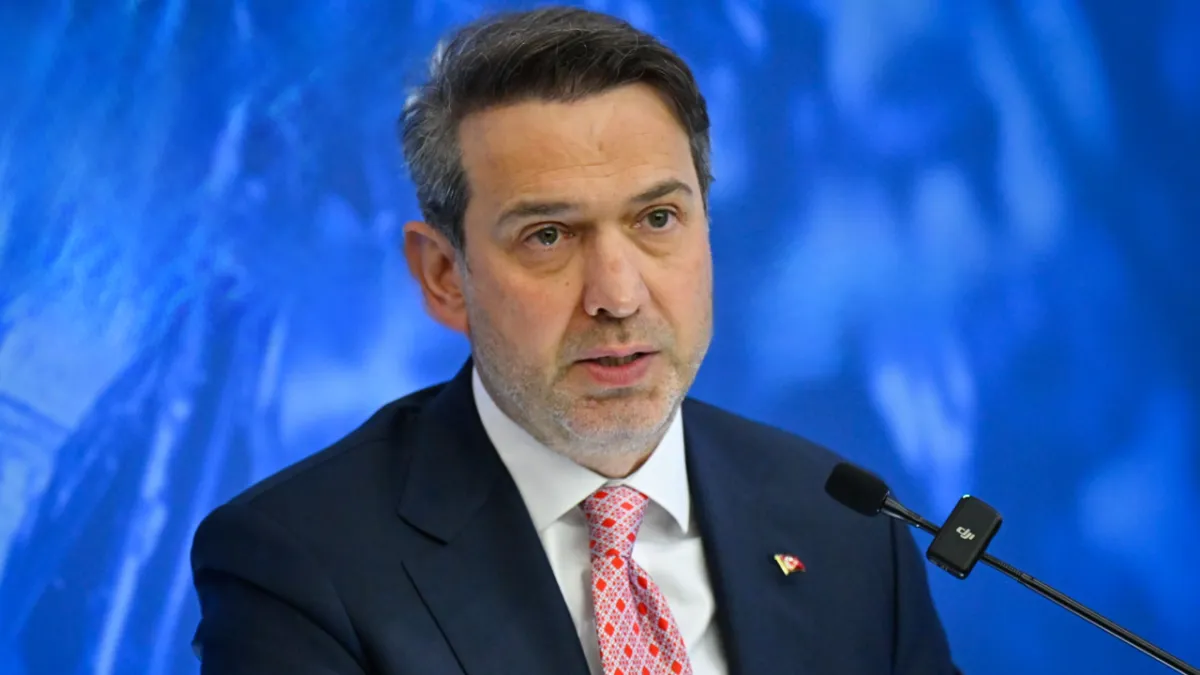 Bakan Bayraktar: Türkiye artık yurt dışında da petrol ve doğal gaz arıyor
