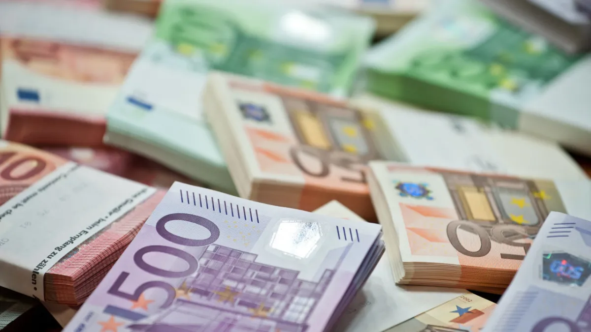 J. P. Morgan Özel Bankacılık stratejisti: ECB'nin faiz artışı enerji kaynaklı enflasyon risklerini yeniden gündeme taşıdı