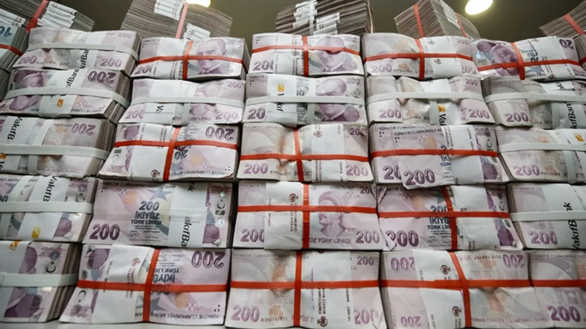 Bütçe açığı büyüyor: 5 ayda 1 trilyon lirayı aştı