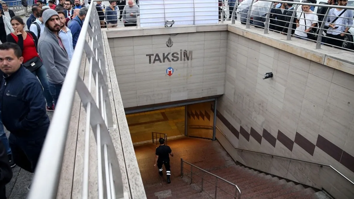 Taksim ve Şişhane metro istasyonları bugün kapalı