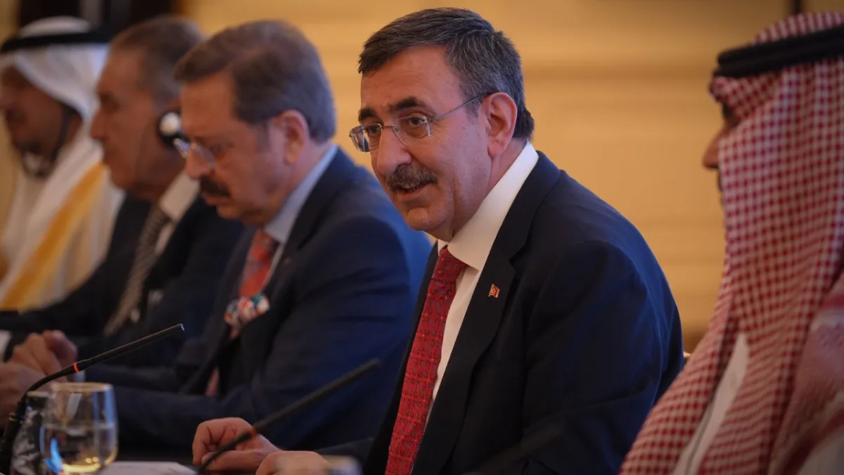 Cumhurbaşkanı Yardımcısı Yılmaz: İhracatta bu yıl 400 milyar doları aşacağız