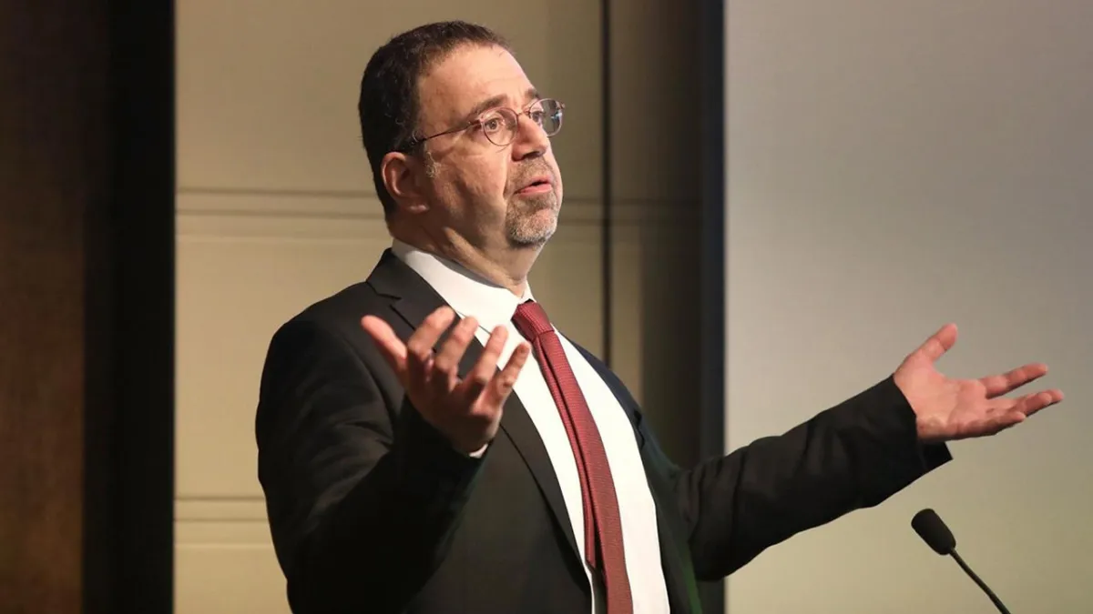 Acemoğlu'ndan ABD-Çin uyarısı: Çip savaşları küresel riskleri artırıyor