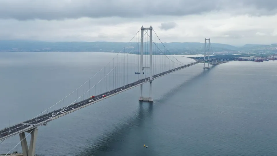 Otoyol ve köprü ücretlerine zam