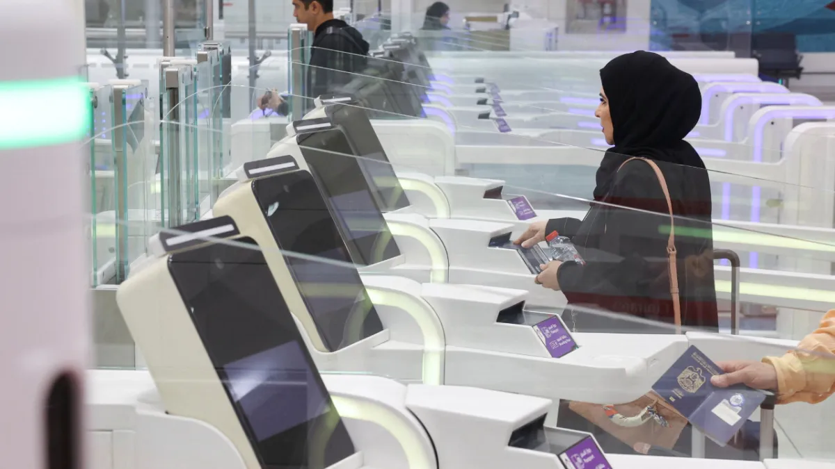 Kuyruklar artıyor, tepki büyüyor: Almanya havalimanlarında pasaport krizi