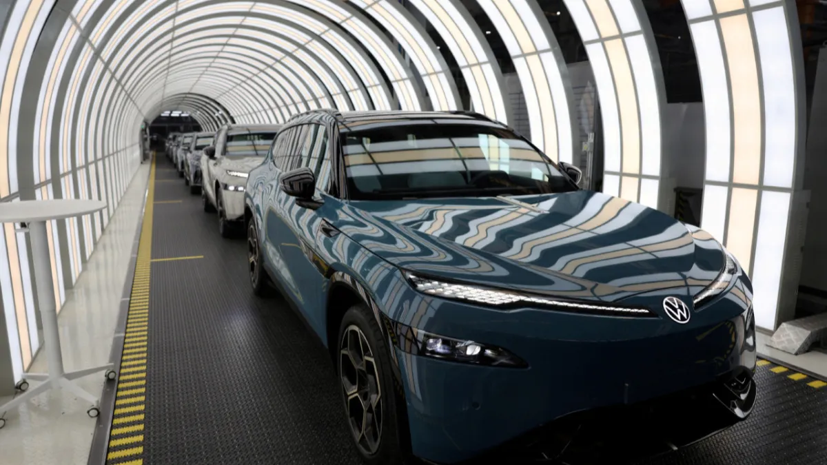 Volkswagen'de tarihi karar günü: 4 fabrika ve 100 bin çalışan risk altında