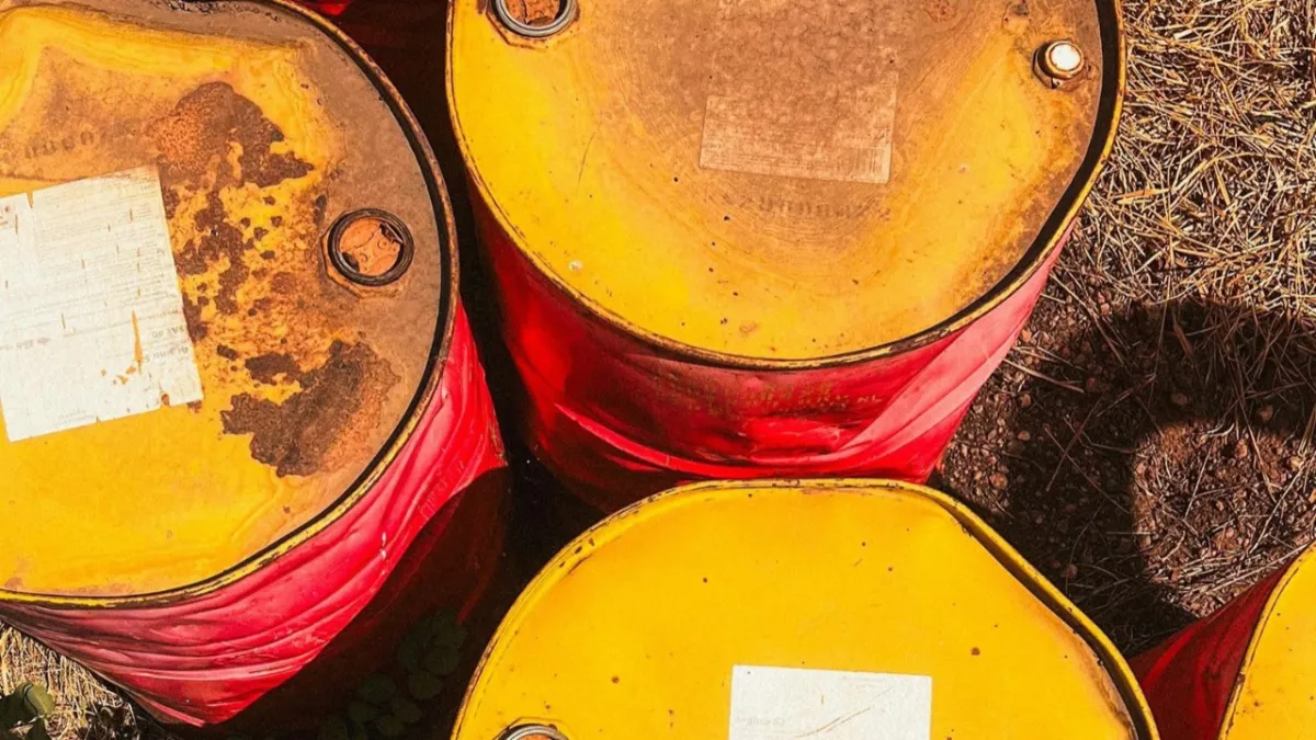 Üçüncü gününe giren Karadeniz saldırılarının ardından petrol yüklemeleri durdu