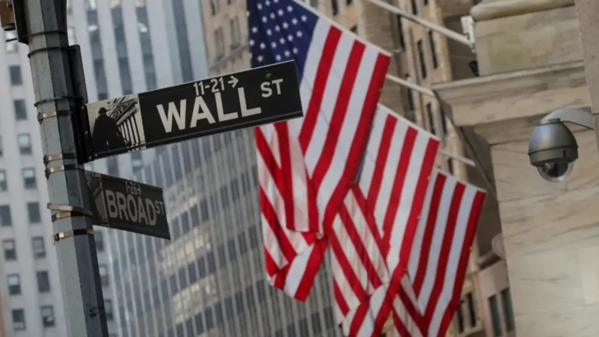 Wall Street'te tarihi kapanış: Dow Jones ve S&P 500 rekor tazeledi