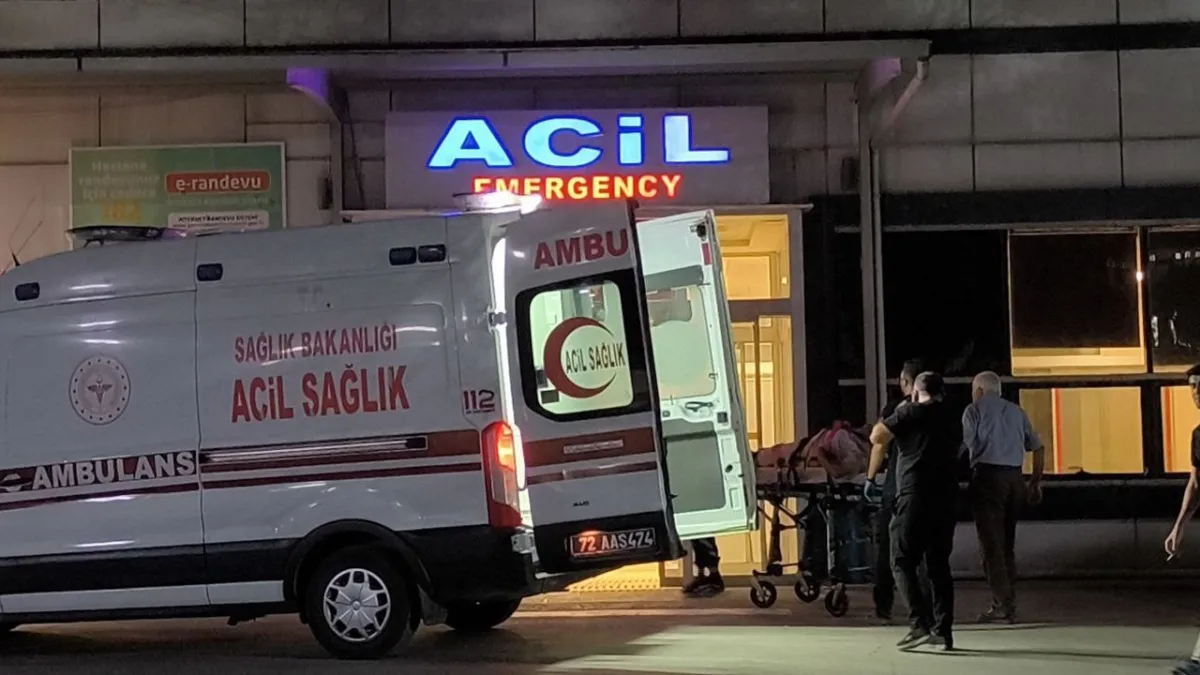 Hasankeyf Tüneli girişinde feci kaza: 12 yaralı