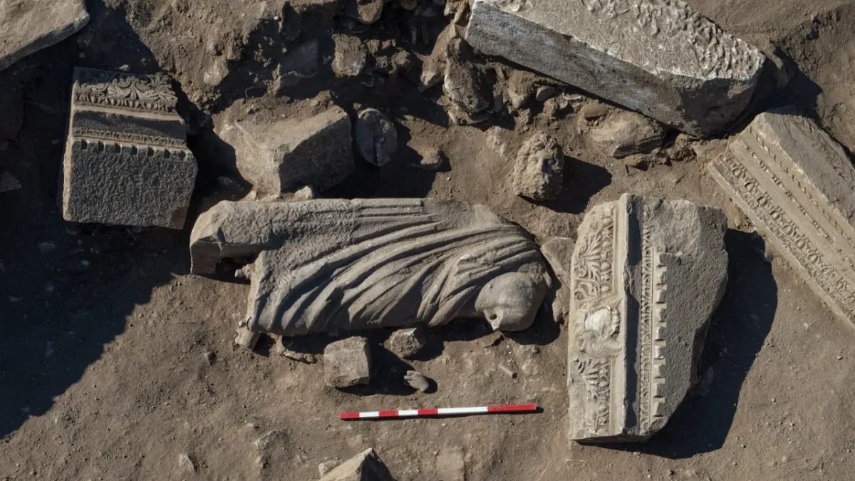 Ömer Çelik'ten 1800 yıllık keşfe ilişkin dikkat çeken paylaşım