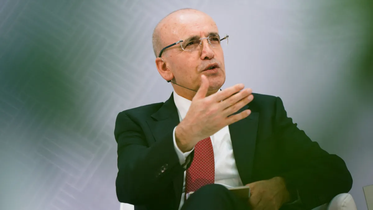 Bakan Şimşek: "Ağustosun kalanında motorinde ÖTV sıfırlanacak"