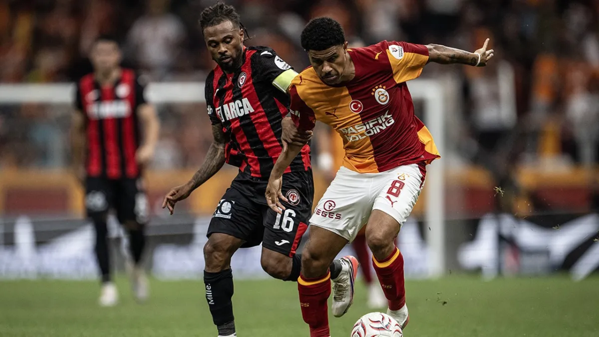 Galatasaray sezona puan kaybıyla başladı