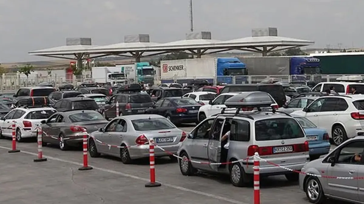 Bulgaristan'ın sınır kapılarında trafik yoğunluğu